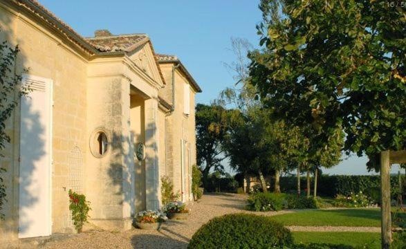 Chateau Belles Graves Bed and Breakfast Pomérols Eksteriør billede