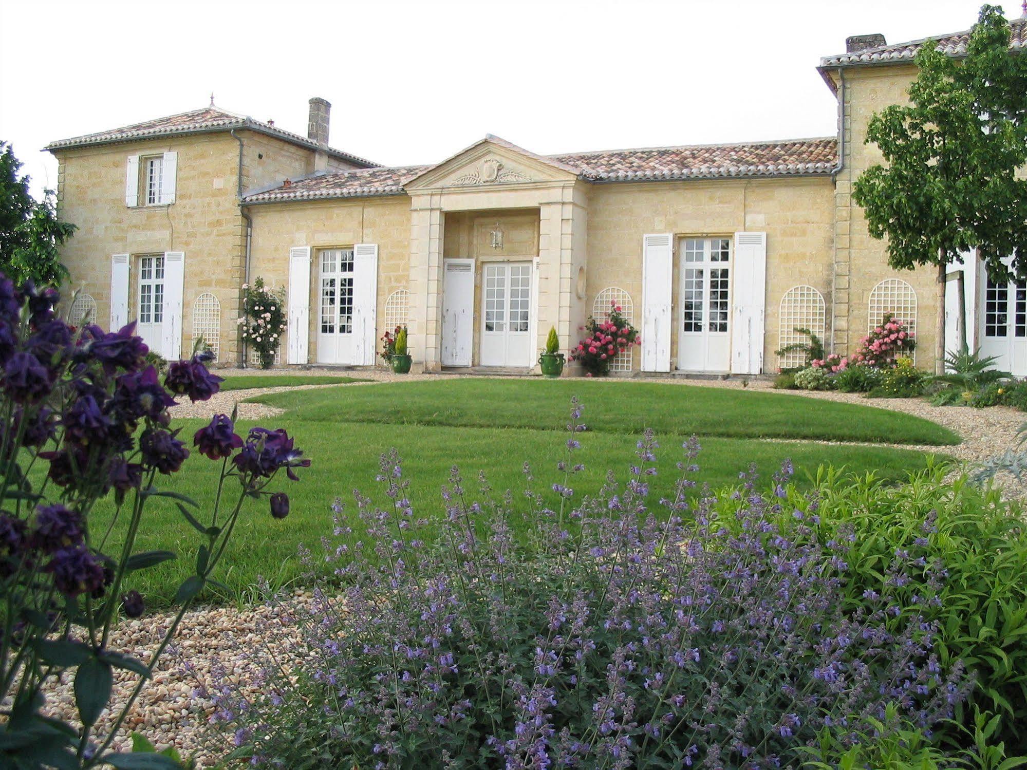 Chateau Belles Graves Bed and Breakfast Pomérols Eksteriør billede