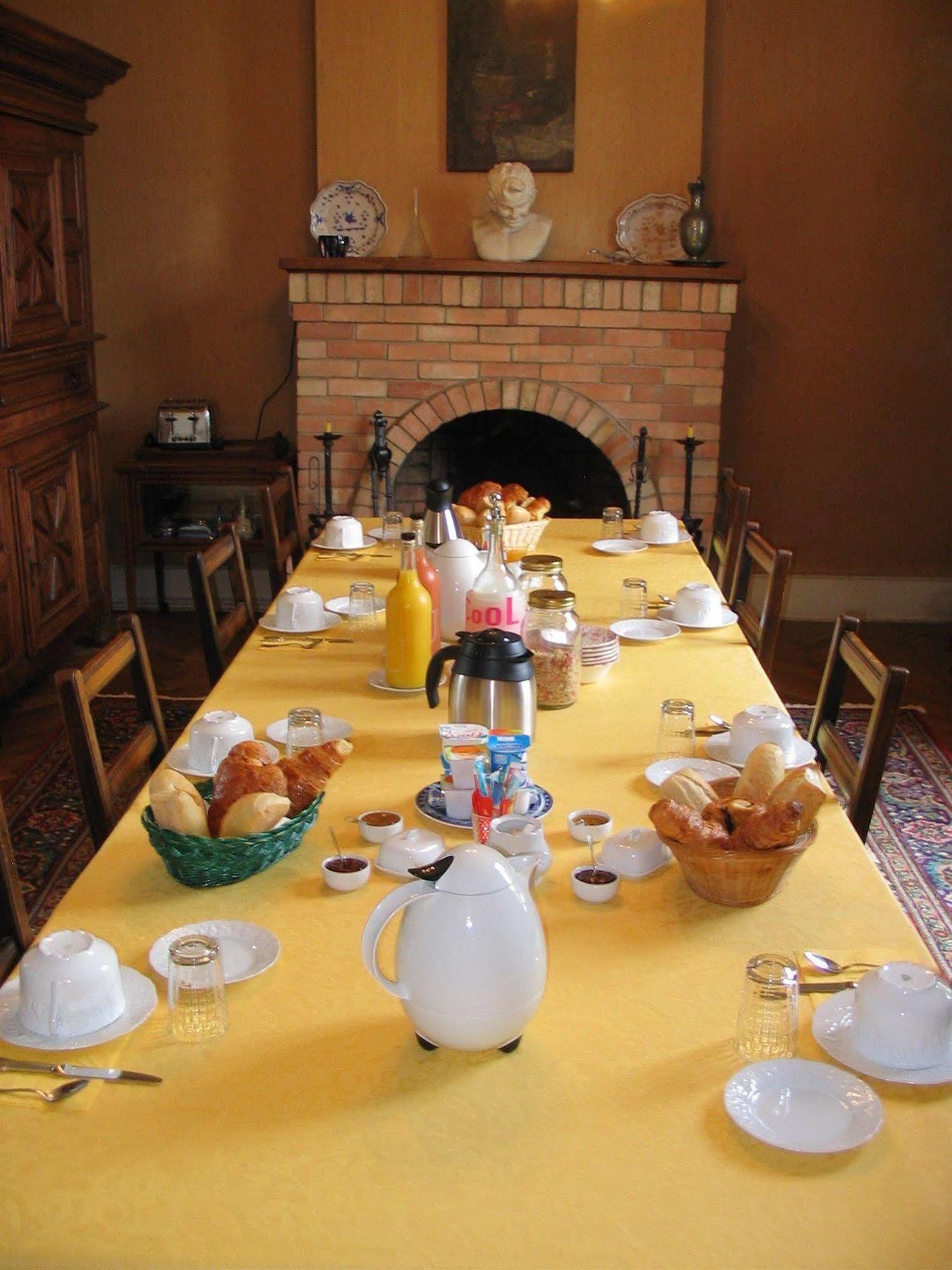 Chateau Belles Graves Bed and Breakfast Pomérols Eksteriør billede